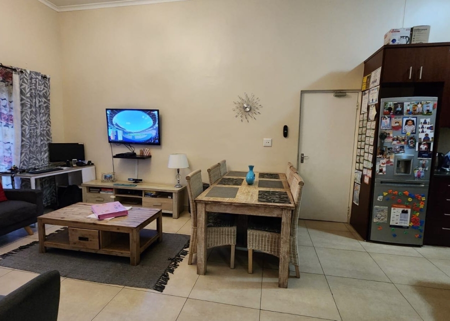 2 Bedroom Property for Sale in Buh Rein Estate Western Cape